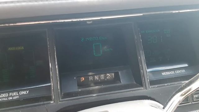 #Американский автомобиль# работа двигателя # линкольн# Lincoln Town car 1994 г смотреть онлайн