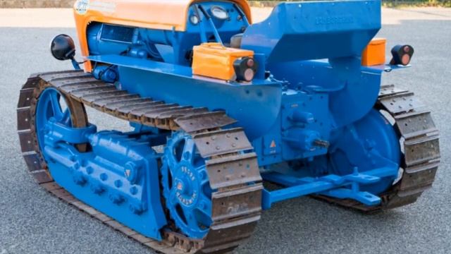 Мало кто знает, но раньше "Lamborghini" выпускал маленькие гусеничные тракторы! смотреть онлайн