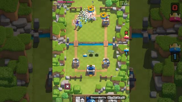 CLASH ROYAL HUGE ARMY BATTLE!!!!!! (minions, skeletons, barbarians) смотреть онлайн