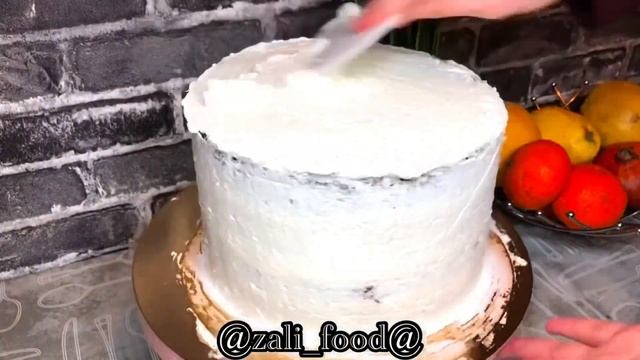 ШОКОЛАДНЫЙ С МАЛИНОЙ. #торт #выпечка #декор #кондитер #тортодел #тортик #ягодный #бисквит #торты смотреть онлайн