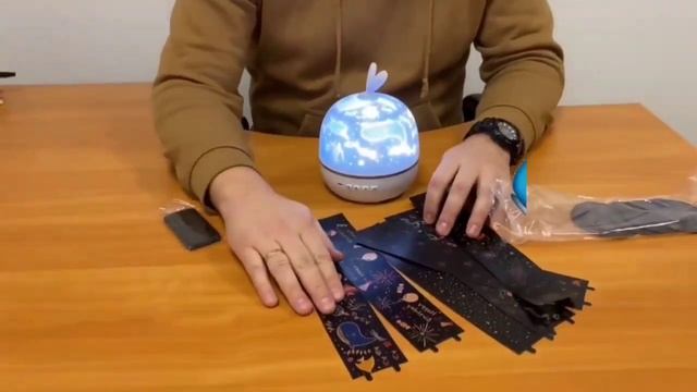 Детский ночник проектор с ушками и Bluetooth смотреть онлайн