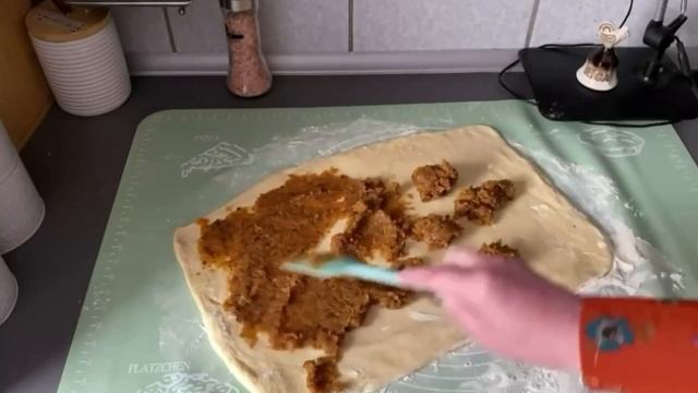 Пирог с курагой из дрожжевого теста смотреть онлайн