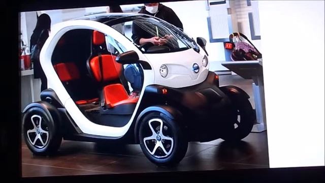 Cars with Curtis Season 5 Episode 5: Renault Twizy смотреть онлайн