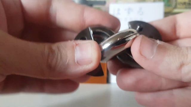 Solution FR - Huzzle Hanayama - Cast Donuts (lvl 4/6)