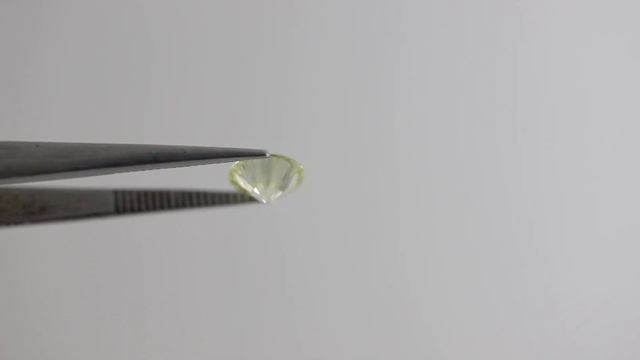 1.01 CT Round Brilliant Cut Natural Loose Diamond, 6 mm Stunning Yellowish Color Si-1 Clarity смотреть онлайн