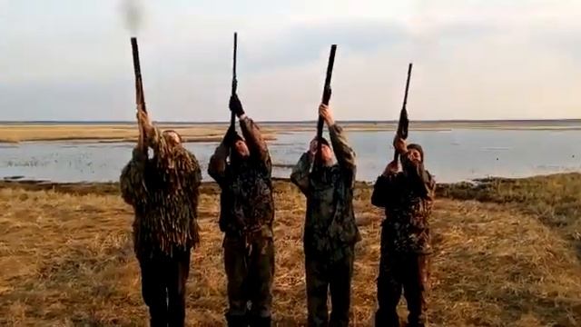 С праздником охотники! смотреть онлайн