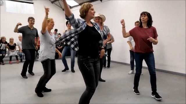 Workshop Spaßtanz "The Git Up" - Blanco Brown - Sommerfest der Lonesome Rider Ostfriesland e.V. смотреть онлайн