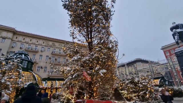 Moscow Christmas Market Tour - Russian New Year Markets смотреть онлайн