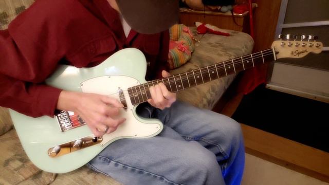 Some practice over my own loop as usual. / Tele Bullet by Squier FSR , Solid! смотреть онлайн