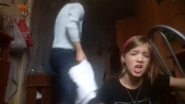 Поставили скрытые камеры у Арины!!! (1сезон,8серия) смотреть онлайн
