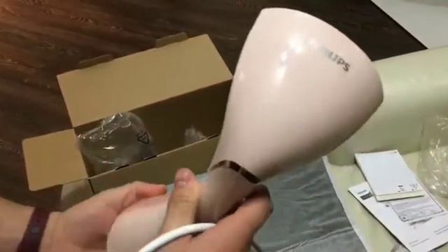 Распаковка - Отпариватель Philips GC442/40 смотреть онлайн