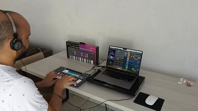 MACBOOK AIR M2 E FL STUDIO 21.2 смотреть онлайн