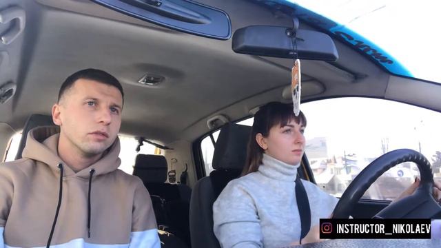 Урок вождения, поворотник включать или не включать по главной дороге смотреть онлайн