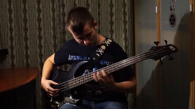 Linkin Park - Numb (For Bass) (Bass Cover | Басовый Ковер) (13 years old | 13 лет) смотреть онлайн