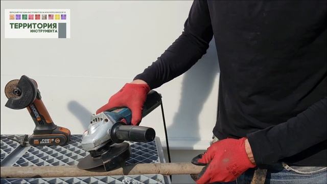 Как снять, поставить диск на болгарку без ключа смотреть онлайн