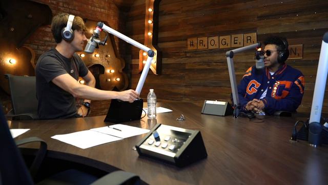 ¿Cómo Logra Manejar Varios Proyectos Al Mismo Tiempo? Kalimba En  Roger En Exa