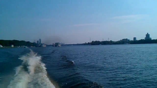 Поездка на ракете 185 от СРВ до Хвойного бора.3gp смотреть онлайн