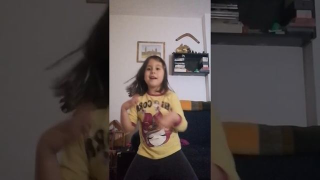 squidgame doll favourite dances смотреть онлайн