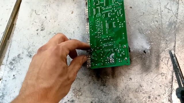 INDESIT КРУТИТ В ОДНУ СТОРОНУ. СЕЛЕКТОР (ПРОГРАММАТОР) КРУТИТСЯ ПО КРУГУ. ОШИБКА F02, МОДУЛЬ EVO1 смотреть онлайн