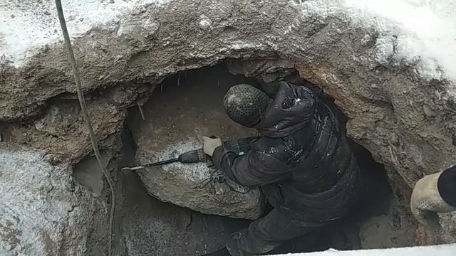 Колодцы зимой | Колодец в скале | Сложности копки колодцев смотреть онлайн