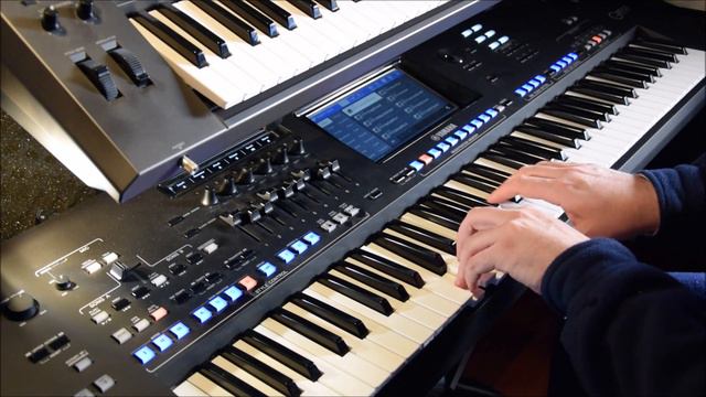PRELUDE IN C (J. S. BACH) - ROBERTO ZEOLLA ON YAMAHA GENOS смотреть онлайн
