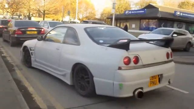 THIS IS WHY NISSAN SKYLINES NEVER GET OLD!!!! смотреть онлайн