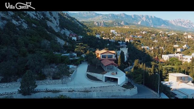Villa Gata - Crimea, Simeiz (Вилла Гата, Крым, Симеиз) Аэросъёмка Симеиз смотреть онлайн