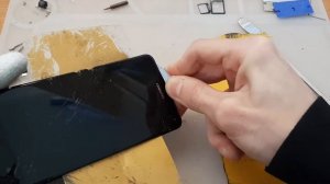 Замена дисплея Huawei Nova, неудачно снял дисплей