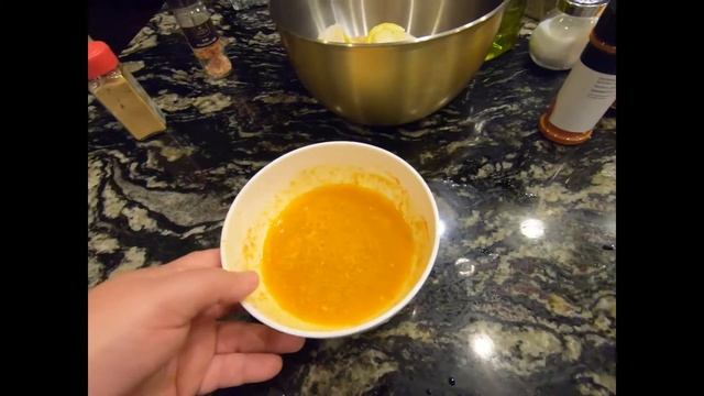 [Оригинальный Рецепт] Рыба запеченная в духовке со специями в перечном и лимонном соусе. смотреть онлайн