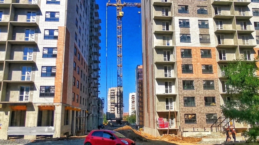 МАРИУПОЛЬ Новые высотки для Новых жителей города 🏰Восстановление и Жизнь Сегодня смотреть онлайн