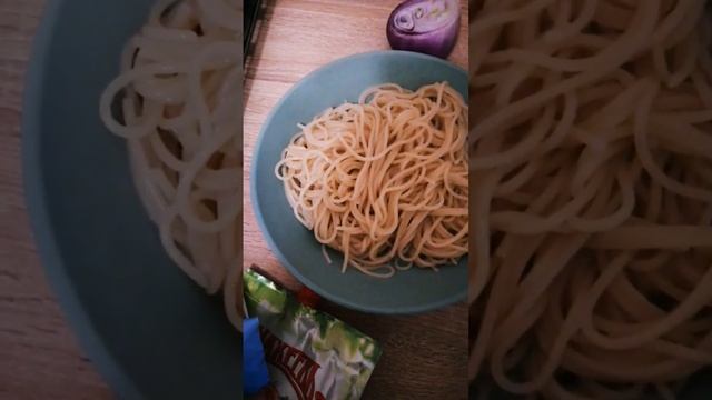 #shortvideo #shortsvideo #еда #subscribe #рецепты #рекомендации #кукуруза #куку #жульен #пицца смотреть онлайн