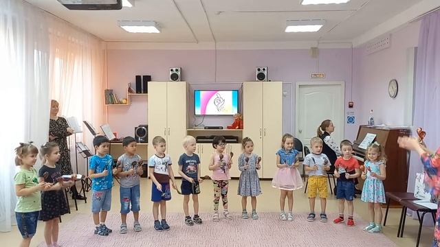 Урок 3. Оркестр радует музыкой зал. Инструменты симфонического оркестра. (Детский сад) смотреть онлайн