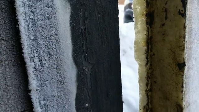 Лайфхак с монтажной пеной для утепление ворот РАБОТАЕТ? смотреть онлайн