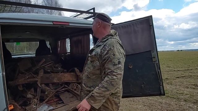 Коп металлолома с отличным результатом и хорошими деньгами // В ГОСТЯХ У СКАЗКИ. Металлокоп смотреть онлайн