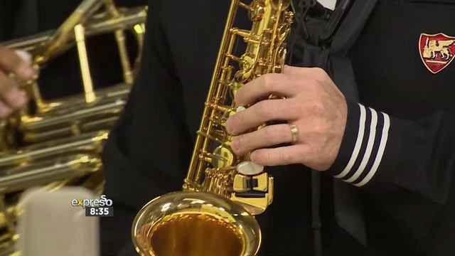The U.S. Naval Forces Europe and Africa Band's Topside Brass Band Performs 'When the Saints go....' смотреть онлайн