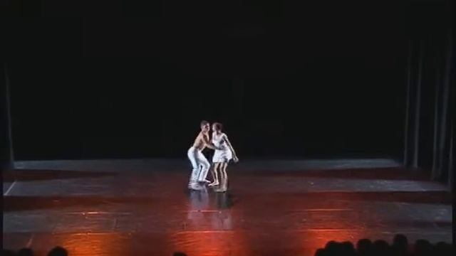Giovani Danzatori - La terre Vue du ciel , passo a due смотреть онлайн