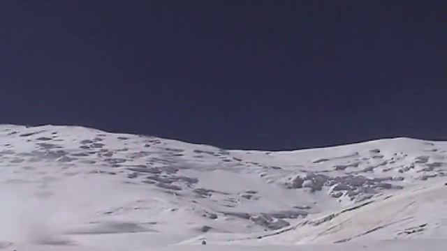 Летняя лавина с пика Ленина смотреть онлайн