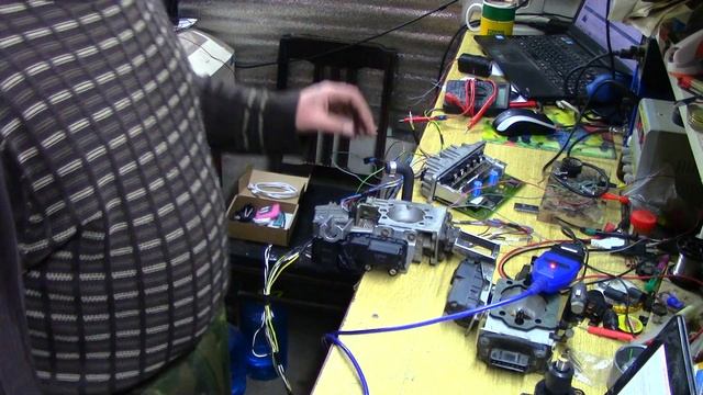 Моновпрыск Bosch. Ремонт и настройка. Ошибка 00670 датчик регулятора дроссельной заслонки-g127. смотреть онлайн