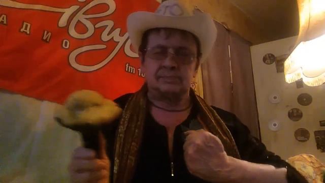 И чтоб пели птицы в августе тебе и мне! пожелал Шура Алесинский и ему 29 августа день рождения! смотреть онлайн