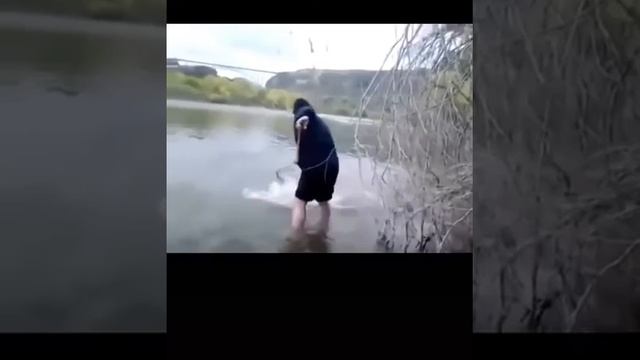 Рыбалка по мужски!)И где такие места, мужские места)) смотреть онлайн