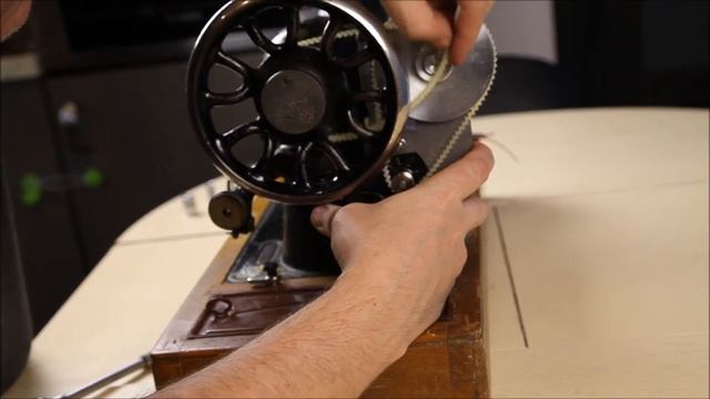 Как понизить скорость шитья/How to reduce the speed of a sewing machine смотреть онлайн