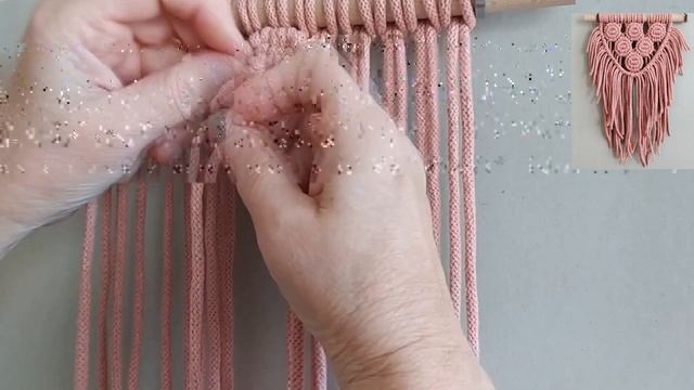 DIY macrame wall hanging tutorial with puff circles, intermediate macrame pattern, NEW 2021 design смотреть онлайн
