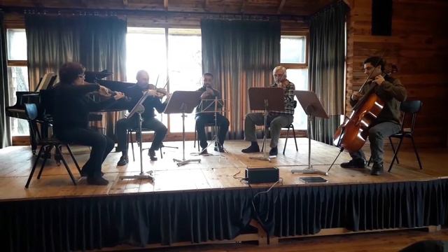 Gagik Gasparyan. Duduk. Suliko con cuarteto de cuerdas.por la paz .