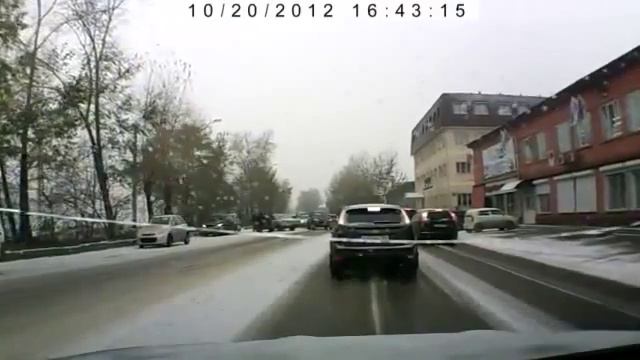 NEW car accidents on slippery road in Russia!!Volga crash!! смотреть онлайн