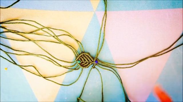 How to make macrame four leaf clover bracelet | Macrame bracelet tutorial | DIY jewelry macrame смотреть онлайн