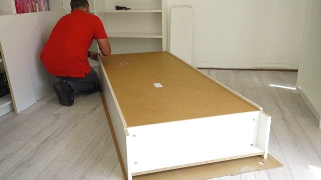 IKEA BILLY Bookcase assembly, joining BILLY Bookcase and wall fixing of Ikea BILLY Bookcase смотреть онлайн