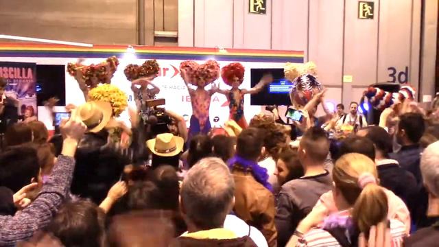 FITUR LGTB 2015 - Priscilla, Reina del Desierto смотреть онлайн