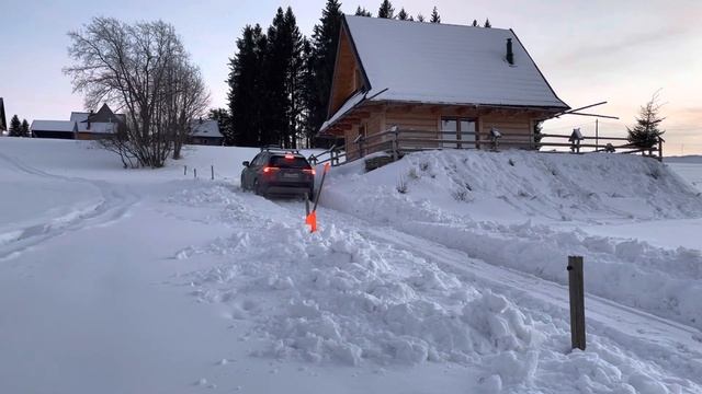 Toyota Rav4 2.5 hybrid AWD-i Winter challenge смотреть онлайн