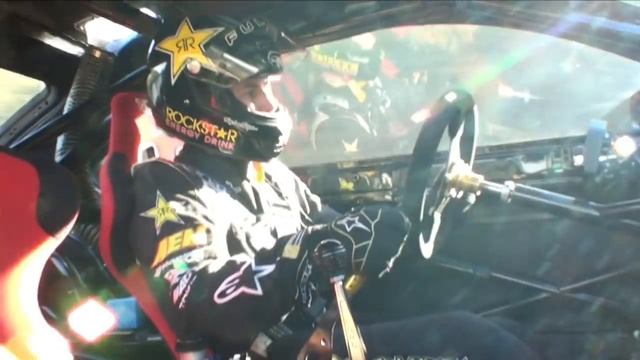 Tanner Foust Street Drift: Mulholland смотреть онлайн
