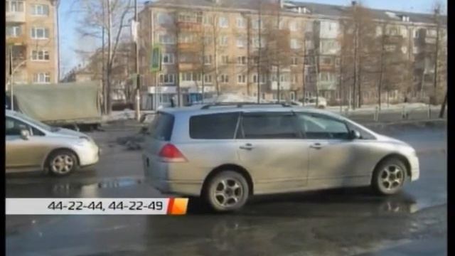 В районе Галачинских коттеджей перевернулся лесовоз смотреть онлайн